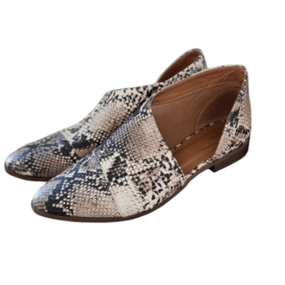 Qupid snakeskin flat slides, 7.5